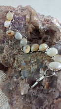 Load image into Gallery viewer, Bracelet with whitish/tan agate cabochons
