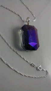 Glass bead pendant