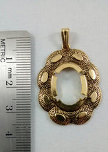 Load image into Gallery viewer, Gold-Colored Oval Pendant Mount with Prongs
