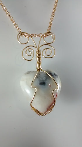 Crazy Lace Agate Heart-shaped Necklace