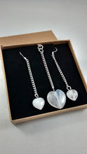 Load image into Gallery viewer, Rose-Quartz heart-shaped set
